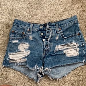 LEVIS VINTAGE 501 DENIM SHORTS